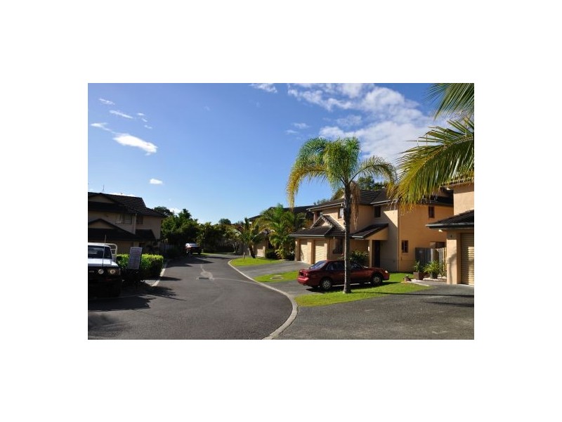 107-111 Greenacre Drive, Parkwood QLD 4214