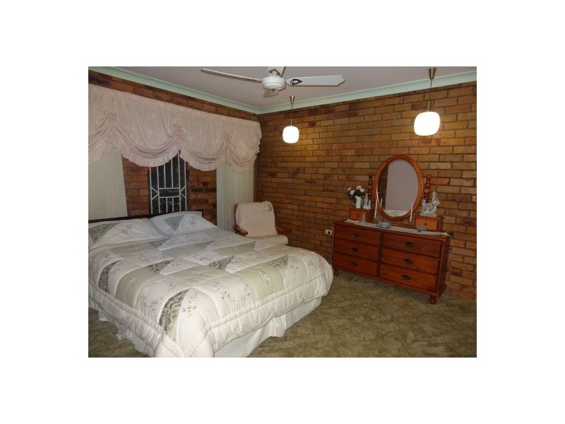 49 Pauline Street, Marsden QLD 4132