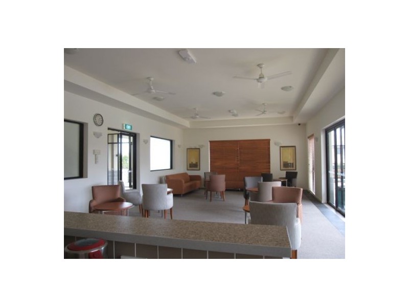 37 Greenway Circuit, Mount Ommaney QLD 4074