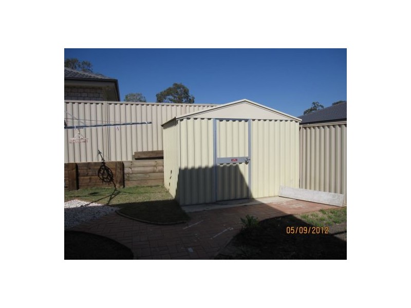 5 William Close, Doolandella QLD 4077