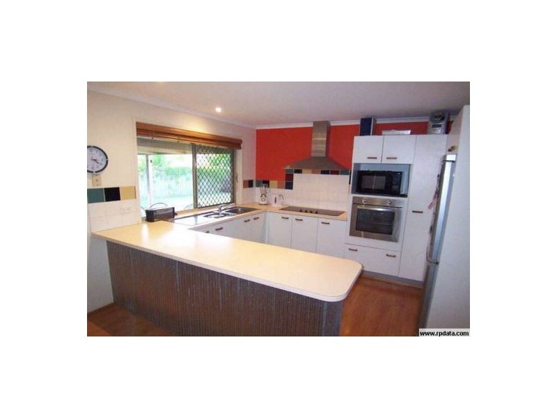 5 Maroo Street, Eight Mile Plains QLD 4113