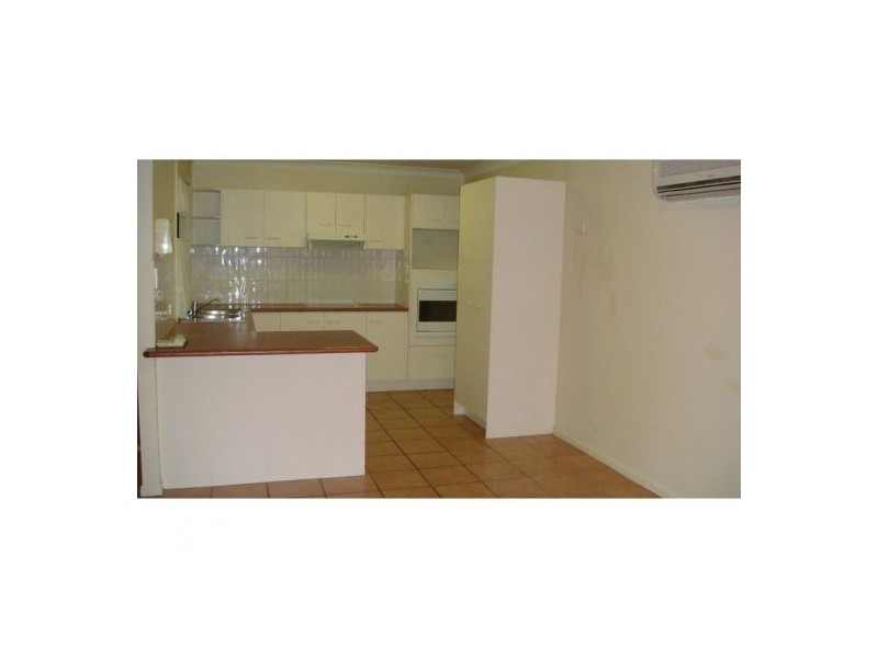 4/12 Angel Street, Eight Mile Plains QLD 4113