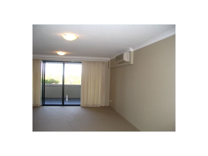 621-625 Newnham Road, Upper Mount Gravatt QLD 4122