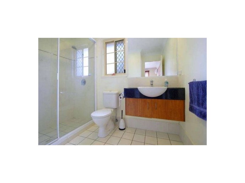 6 Redcar, Bulimba QLD 4171