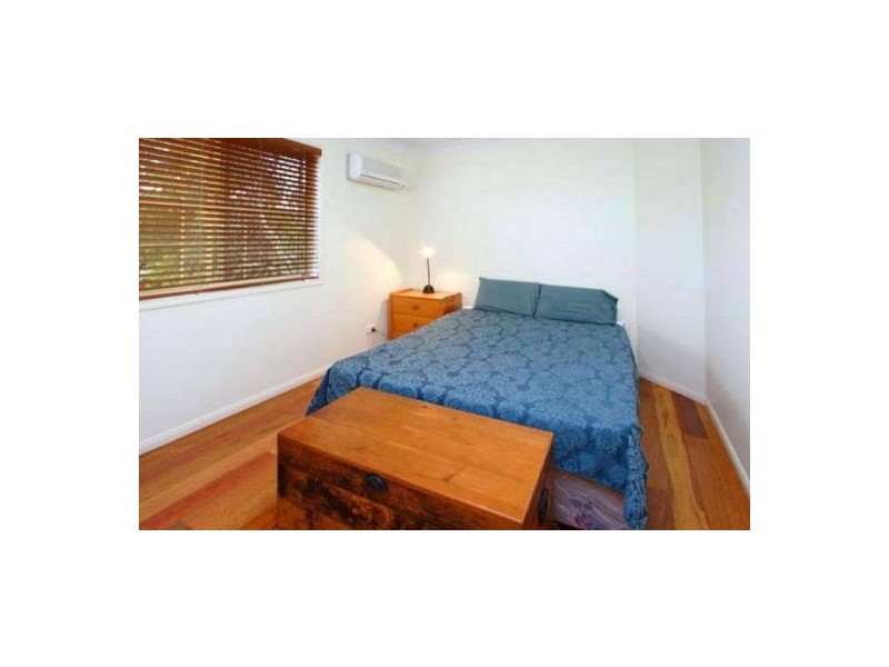 6 Redcar, Bulimba QLD 4171
