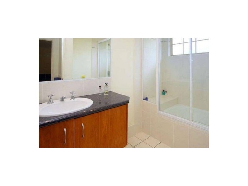 6 Redcar, Bulimba QLD 4171