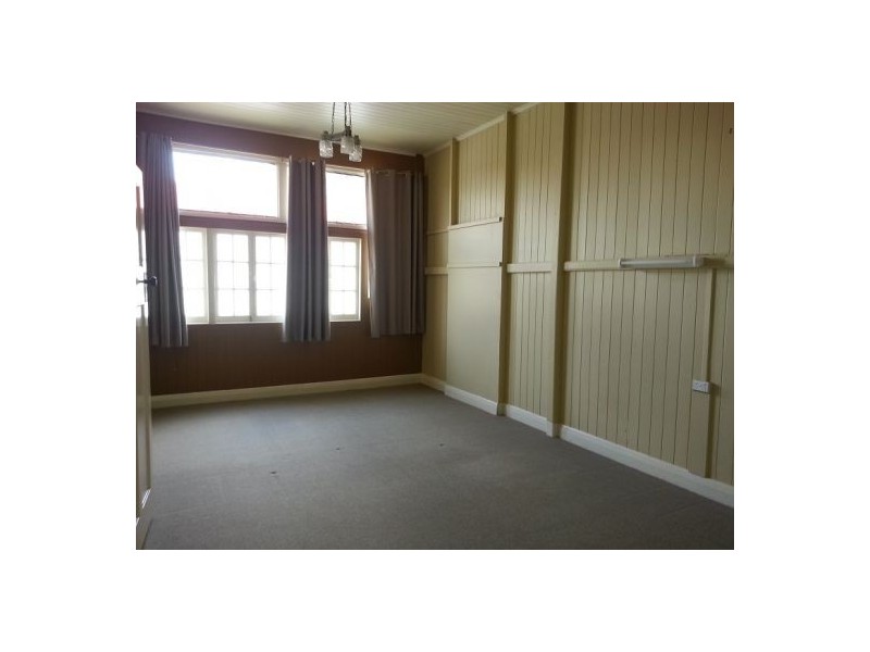 10 Bruce Street, Woolloongabba QLD 4102