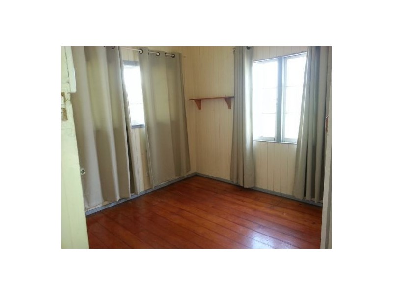 10 Bruce Street, Woolloongabba QLD 4102