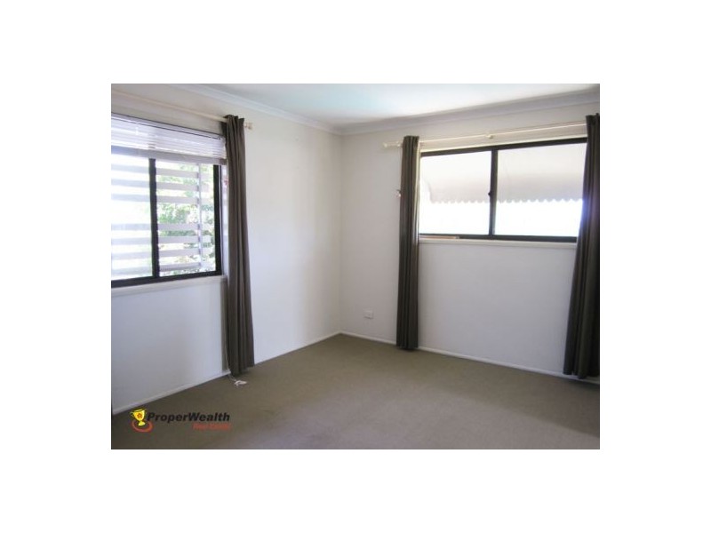 4 Lillian Street, Redbank Plains QLD 4301