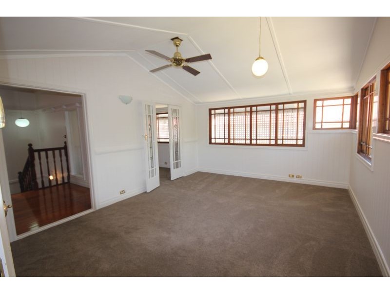 37 Amarina Avenue, Ashgrove QLD 4060