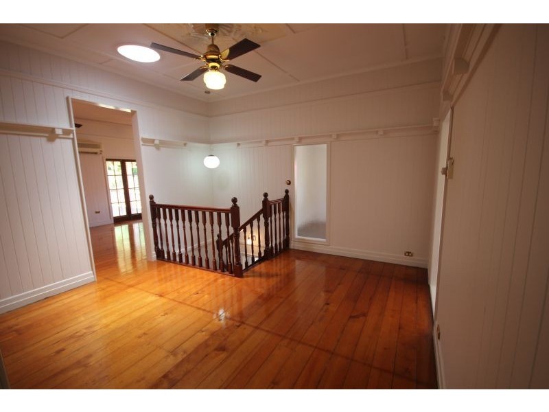 37 Amarina Avenue, Ashgrove QLD 4060