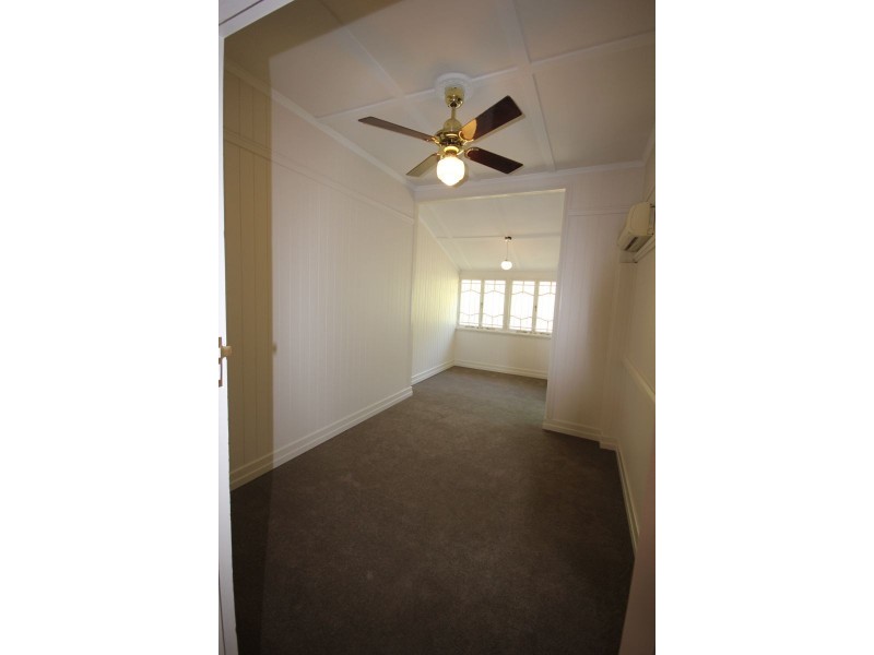 37 Amarina Avenue, Ashgrove QLD 4060
