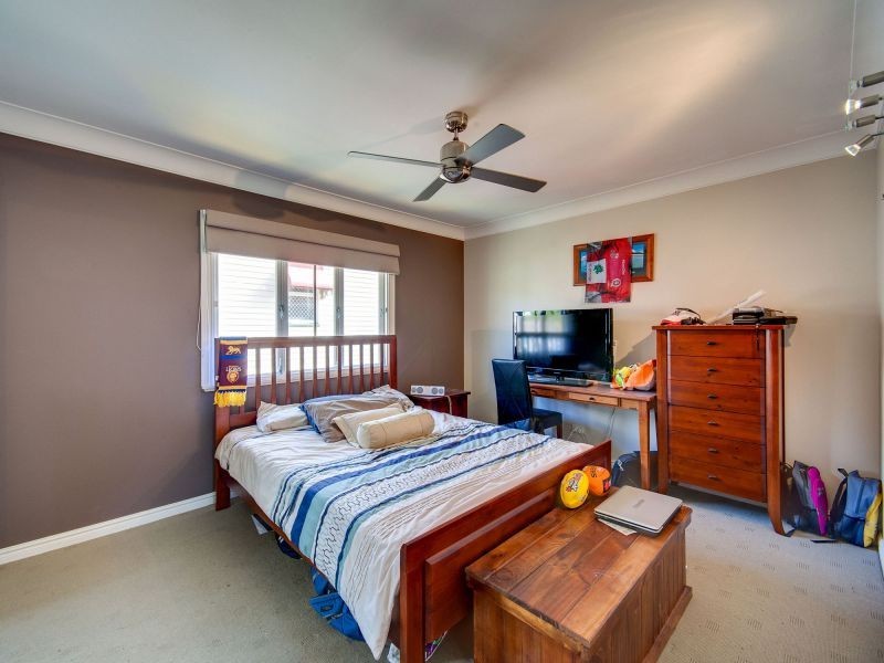 58 Hamilton Rd, Wavell Heights QLD 4012