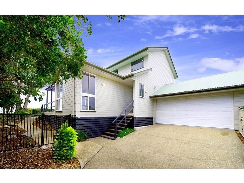 63 Biggs Ave, Beachmere QLD 4510