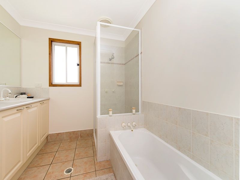 63 Biggs Ave, Beachmere QLD 4510