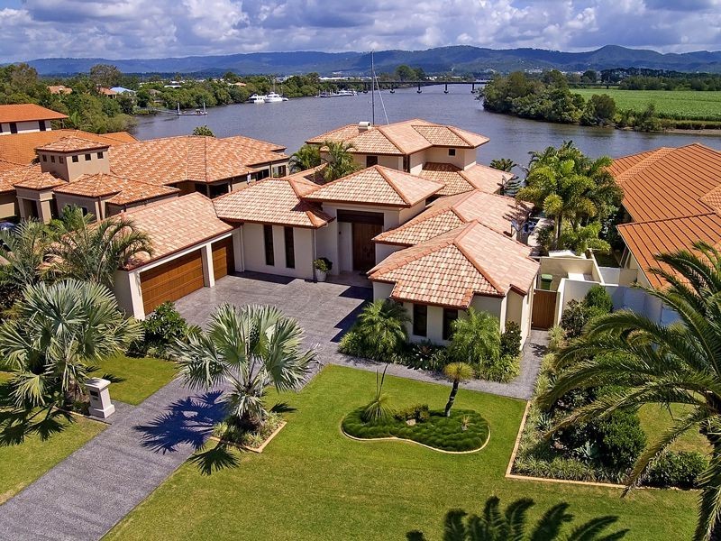 Hope Island QLD 4212