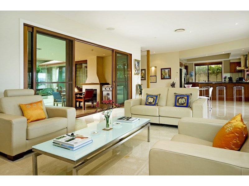 Hope Island QLD 4212