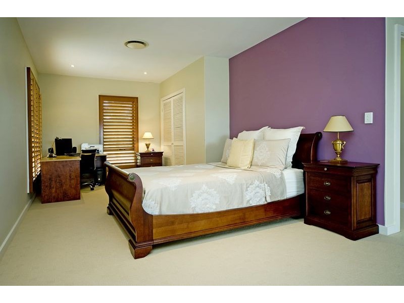 Hope Island QLD 4212