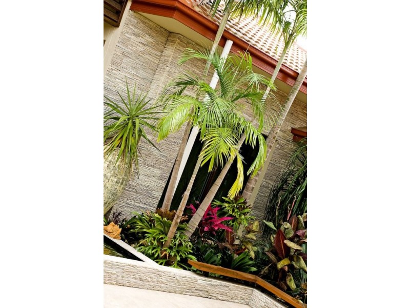 Hope Island QLD 4212