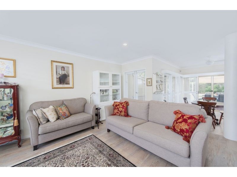 8103 Magnolia Gardens Court, Hope Island QLD 4212