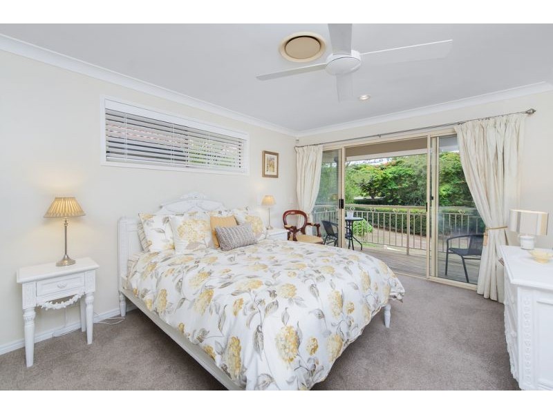 8103 Magnolia Gardens Court, Hope Island QLD 4212