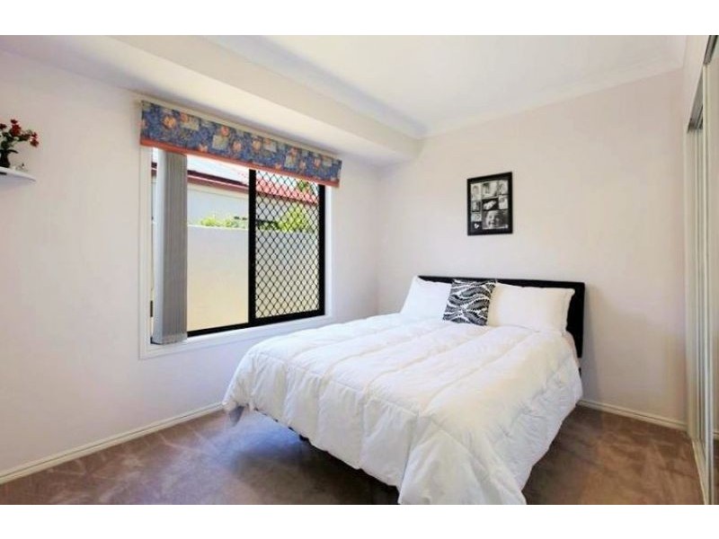 3 Windchimes Way, Helensvale QLD 4212