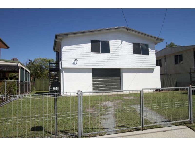 253 Anzac Avenue, Kippa-ring QLD 4021