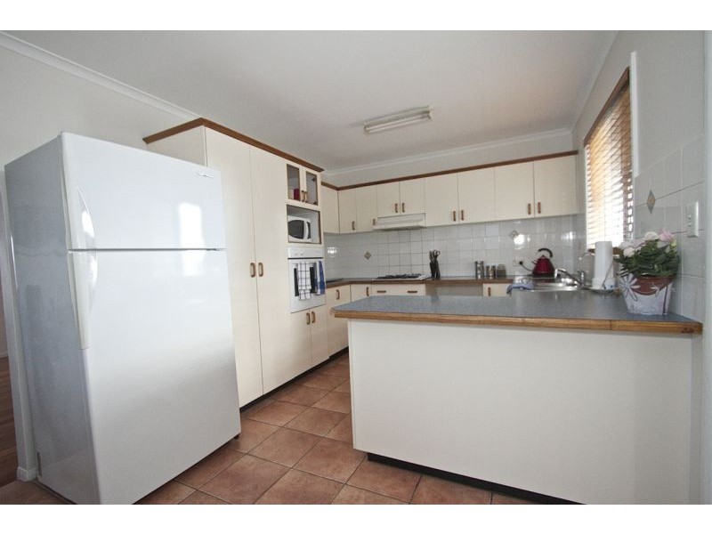 253 Anzac Avenue, Kippa-ring QLD 4021