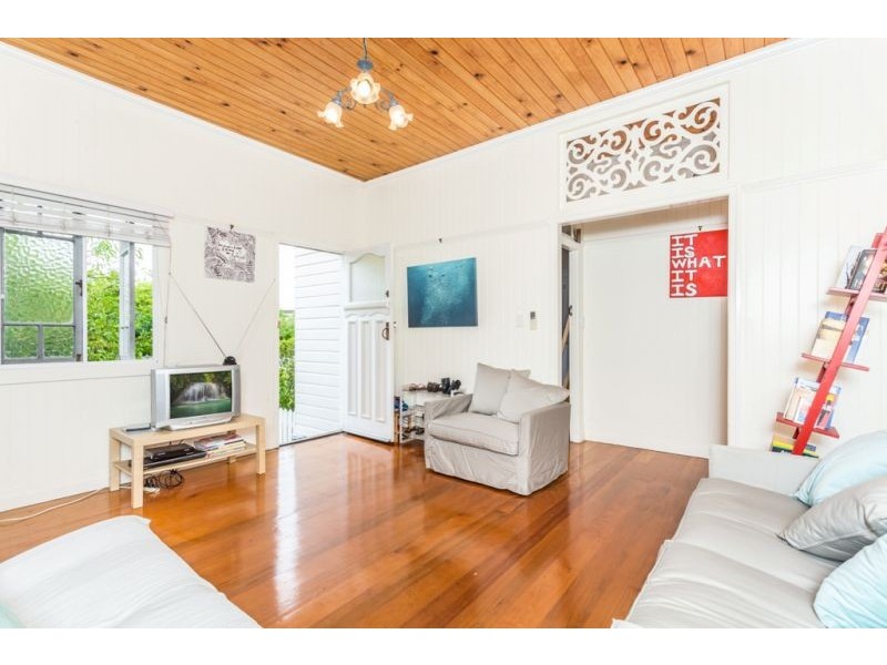 9 Mcleod Street, Herston QLD 4006
