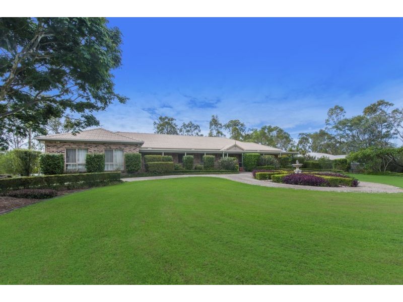 11 Hannaford Place, Helensvale QLD 4212