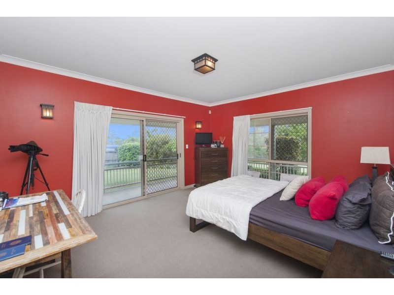 11 Hannaford Place, Helensvale QLD 4212