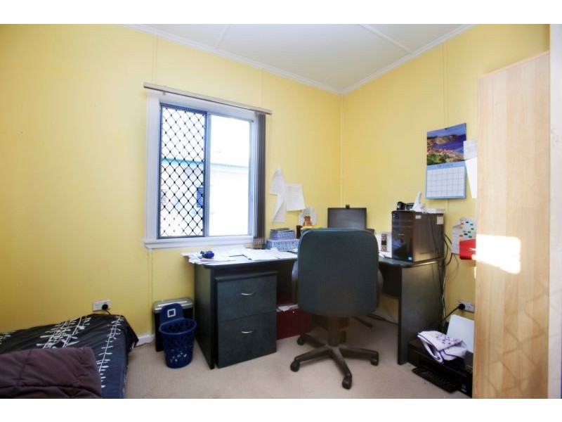 60 Dover Road, Margate QLD 4019