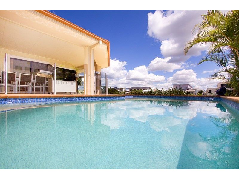 35 Ferrymans Ct, Helensvale QLD 4212