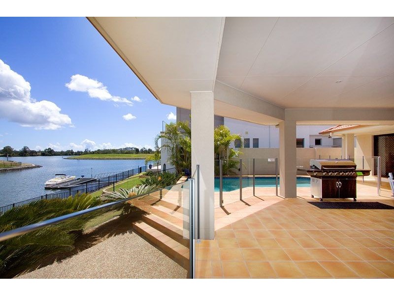 35 Ferrymans Ct, Helensvale QLD 4212