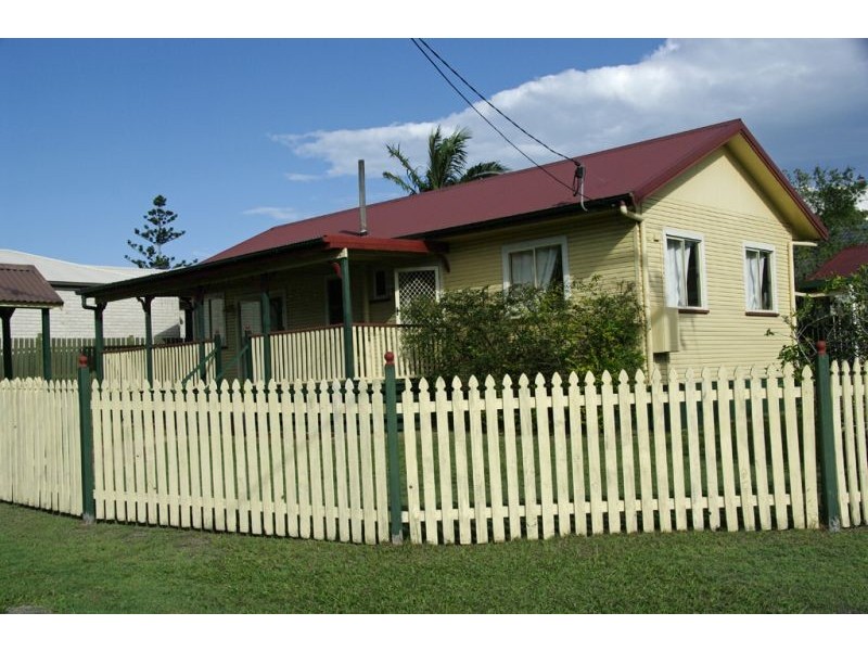 10 Cole Street, Scarborough QLD 4020