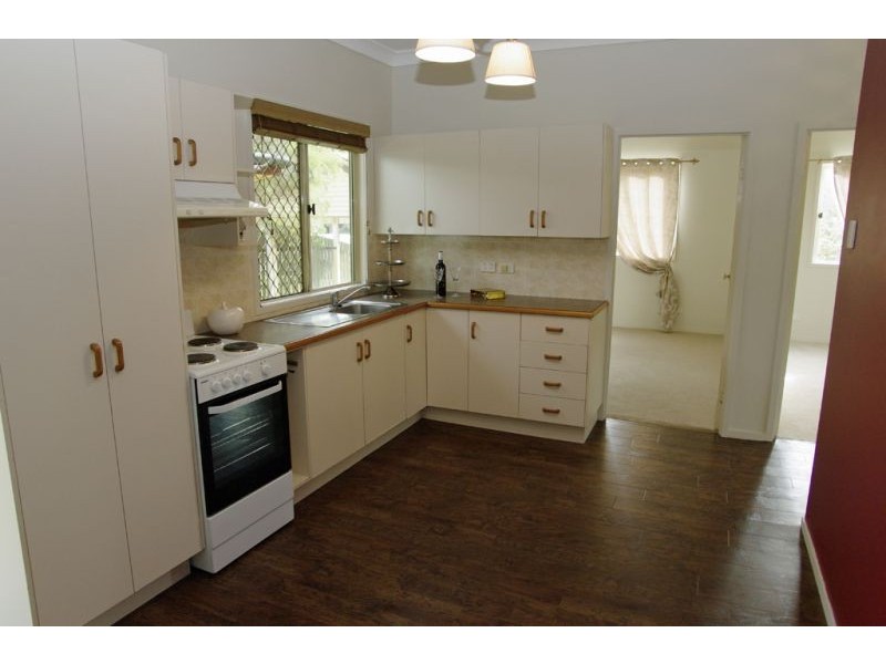 10 Cole Street, Scarborough QLD 4020