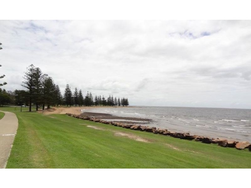 10 Cole Street, Scarborough QLD 4020