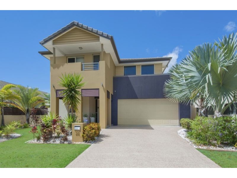 25 Costa Del Sol Ave, Coombabah QLD 4216