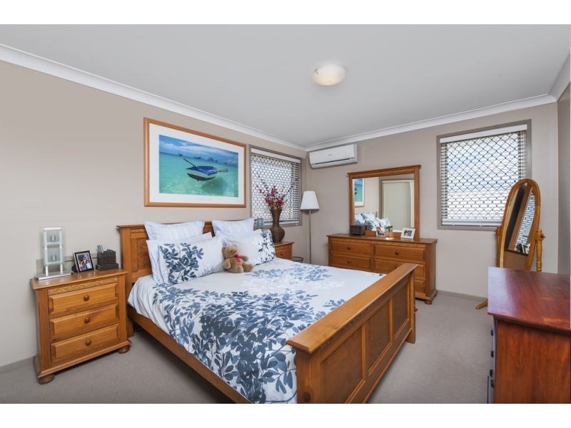 25 Costa Del Sol Ave, Coombabah QLD 4216