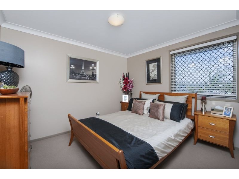 25 Costa Del Sol Ave, Coombabah QLD 4216