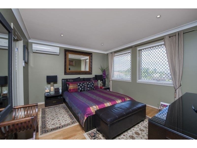 25 Costa Del Sol Ave, Coombabah QLD 4216