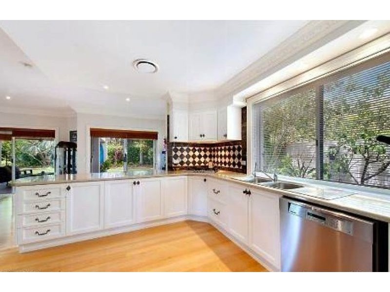 1004 Rosebank Way, Hope Island QLD 4212