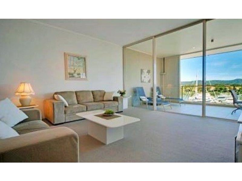 1772 Rialto Quay Dr, Hope Island QLD 4212