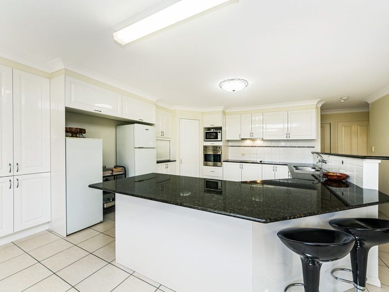 62 Biggs Avenue, Beachmere QLD 4510