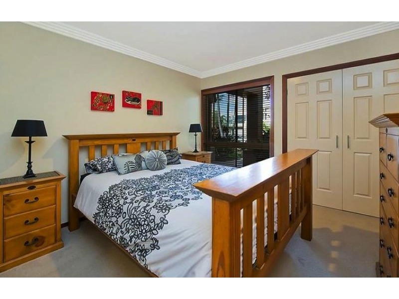 1643 Riverdale Court, Hope Island QLD 4212