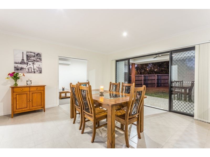 13 Dinnigan Cr, Durack QLD 4077