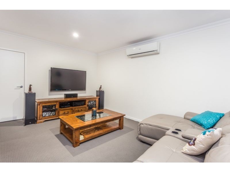 13 Dinnigan Cr, Durack QLD 4077