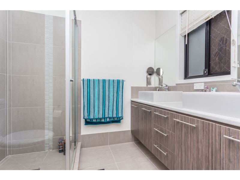 13 Dinnigan Cr, Durack QLD 4077