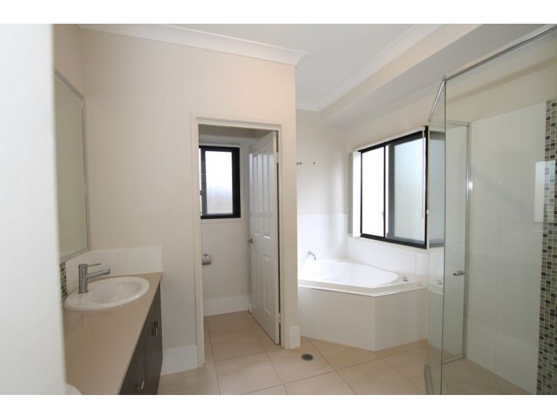 53 Parkway Crescent, Murrumba Downs QLD 4503