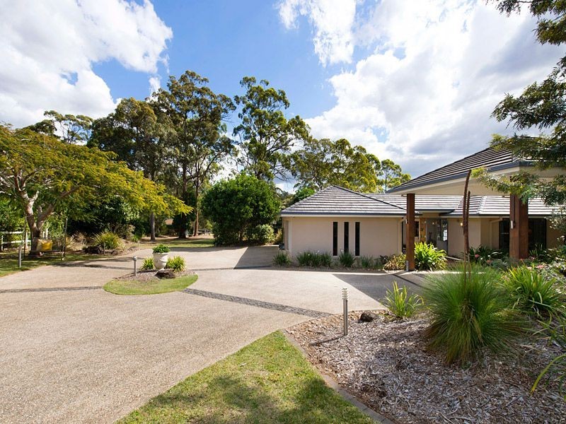 95 Tiverton Place, Bridgeman Downs QLD 4035